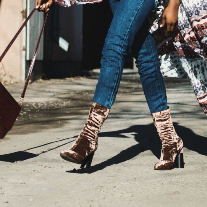 how-to-style-jeans-with-boots-1